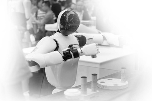 0819聚焦版插图5(8012432)-20250822085310