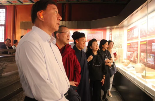 W020251010326304510393