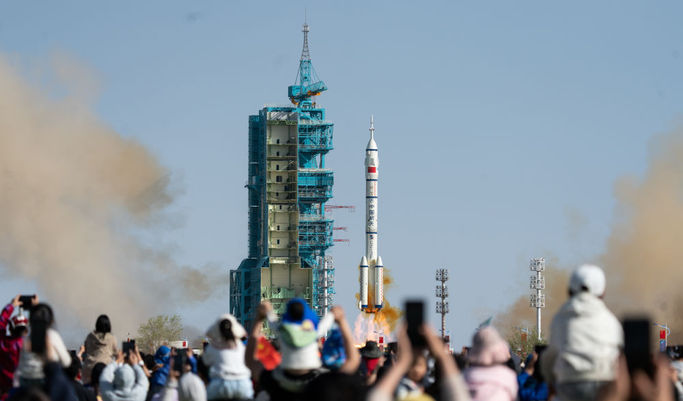 增强必胜信心 赢得战略主动——党的二十届四中全会锚定中国式现代化发展新目标