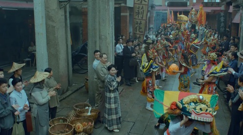 《沉默的荣耀》里闽南阵头表演（文化场景）(8630325)-20251114164331