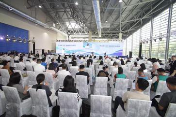 聚焦气候康养，共享自贸港机遇——专访海南省政协原副主席、海南省气候治疗和康养协会会长吴岩峻