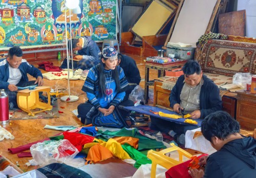 右一（12日5版 履职一年间-杨钰尼）愿(9095504)-20260112100016