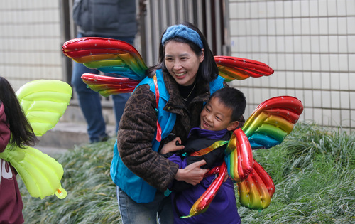 新华社出图·年度记忆丨微光成炬，那些直抵(9130511)-20260115090200