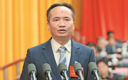 邓长球委员：加强陆?；∩枋┙ㄉ?#32;推动向海通道能级跃升