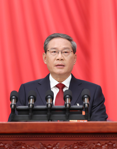 两会丨十四届全国人大四次会议在京开幕（2(9539024)-20260305220040