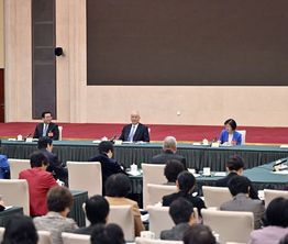 蔡奇参加了民盟、共青团和青联、妇联界委员联组会