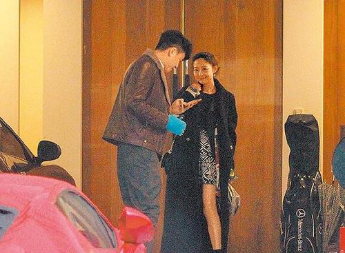 何润东夫妻新婚第一日甜蜜同行 妻子说生6个娃2