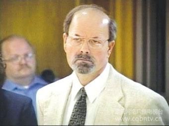 残杀10人逃亡31年变态杀人狂“BTK”——魔丹尼斯·雷德　　对于美国堪萨斯州威奇托市的居民来说，BTK这3个字母令人毛骨悚然。