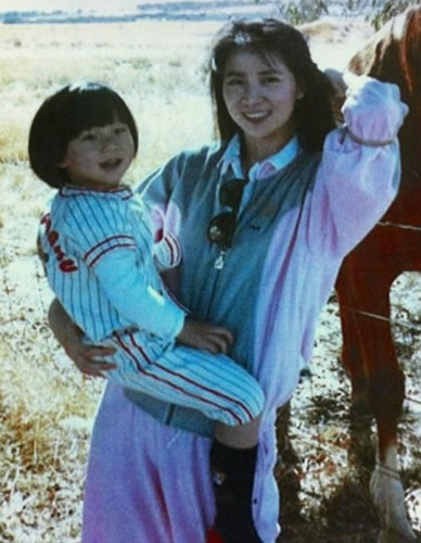 揭秘房祖名吸毒“自毁”路