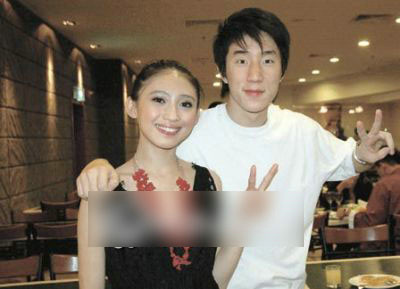 揭秘房祖名吸毒“自毁”路