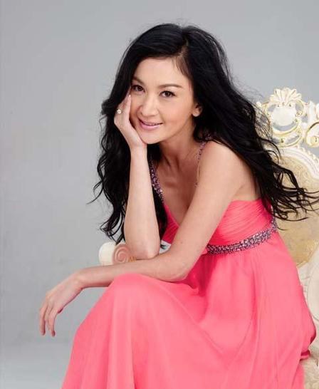 娱乐圈中的“黑二代” 黑道背景惹不起