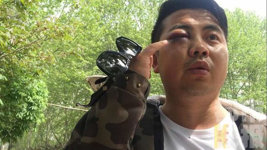 为抢朋友圈十来块“红包”，宁陕镇政府干部大打出手。