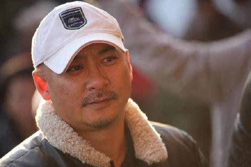 王全安作为一个著名导演，当年和张雨绮刚结婚不久就陷招妓丑闻，最后王全安和张雨绮离婚收场也是情理之中的事了!