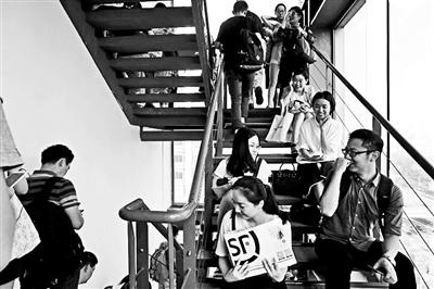 点击进入下一页